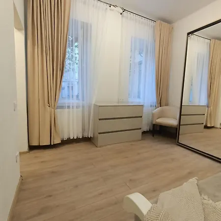 Appartement центр возле соборной площади *